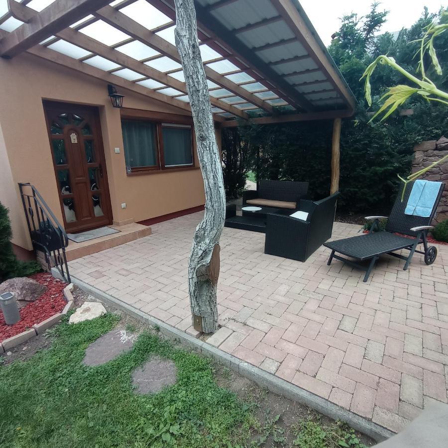 Rozsa Apartman Alsóörs Exteriör bild
