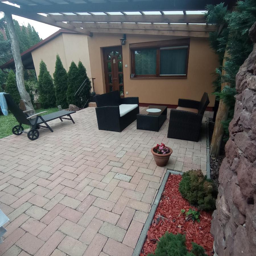Rozsa Apartman Alsóörs Exteriör bild