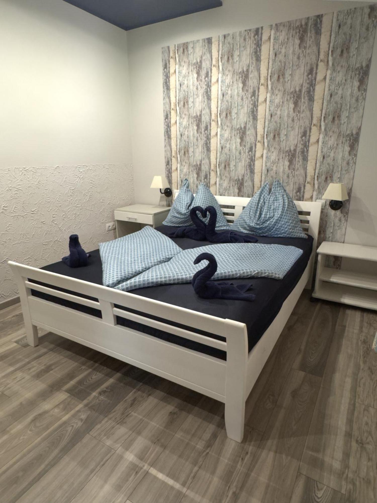Rozsa Apartman Alsóörs Exteriör bild