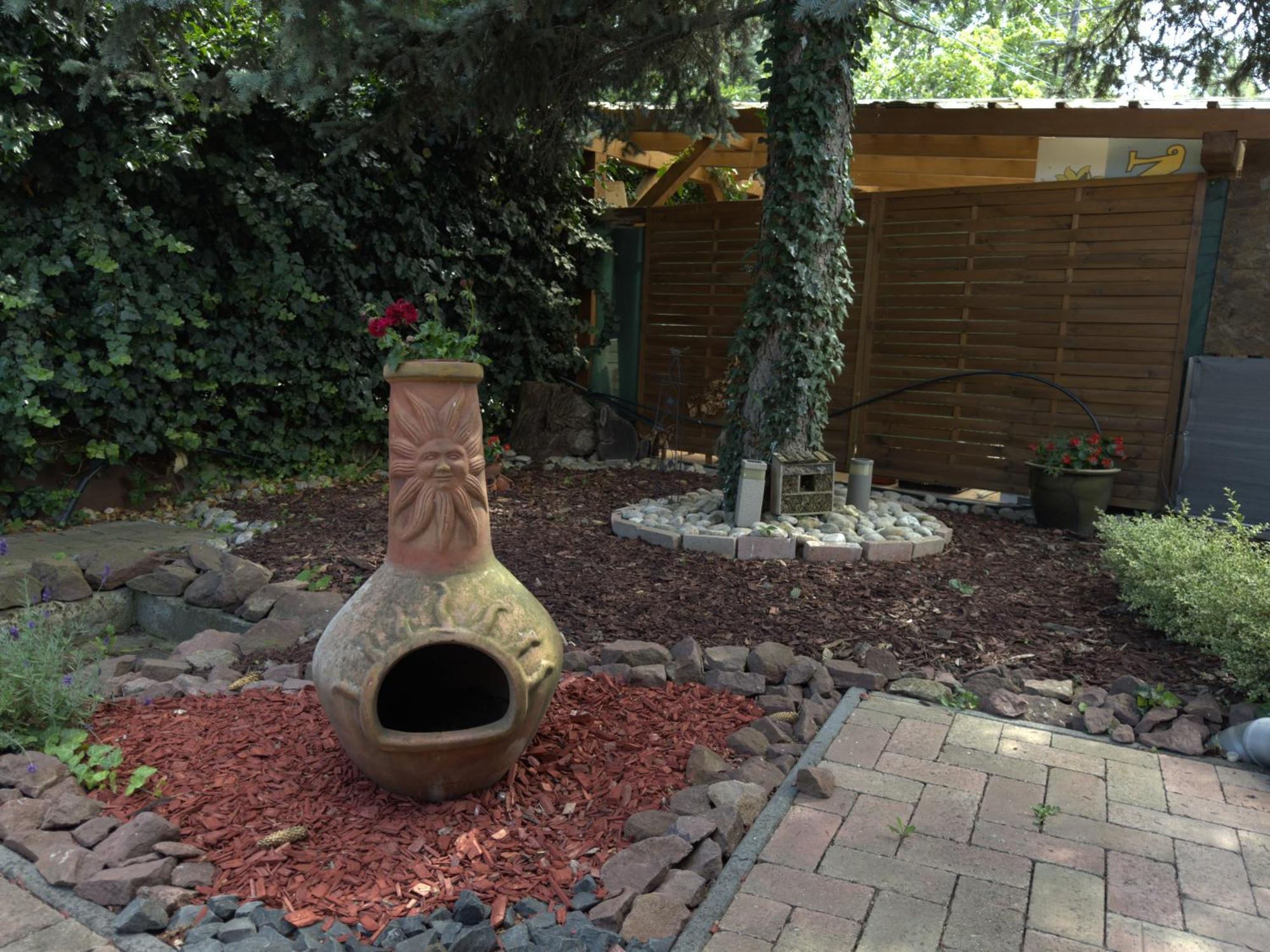 Rozsa Apartman Alsóörs Rum bild